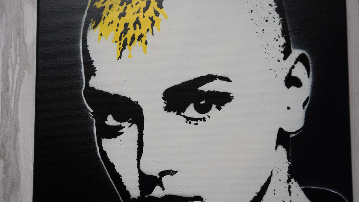 Sinead - Black Canvas